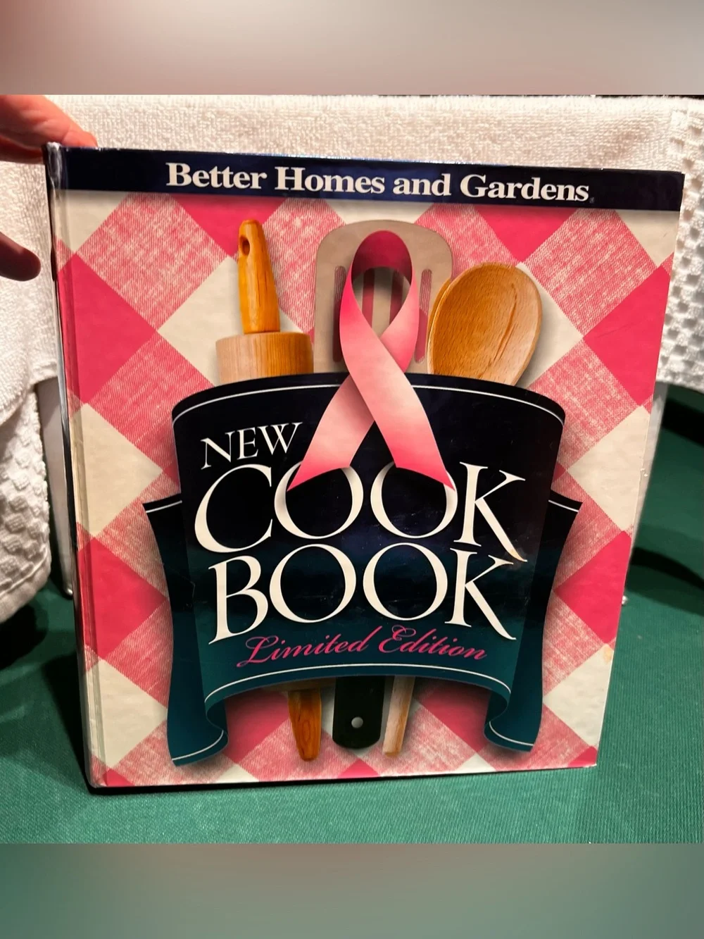 Better Homes and Gardens Limited Edition Cook Book 2005 in Binder Excellent Cond